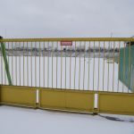 Stadion Stomilu w zimowej scenerii