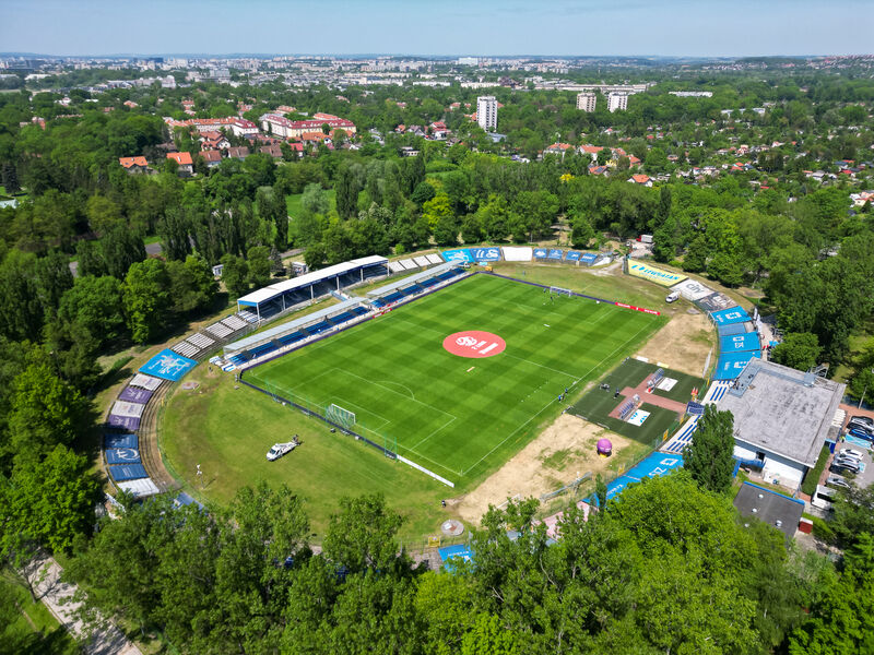 Stadion Hutnika Nowa Huta. Fot. Łukasz Kozłowski