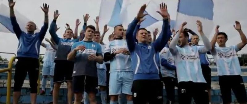 Kadr z filmu promującego mecz Stomil - GKS Bełchatów, fot. thousandlakesTV