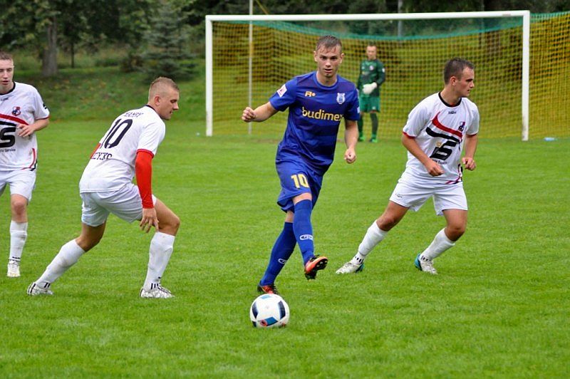 Pierwszą bramkę w meczu strzelił Krzysztof Szewczyk, fot. stomilolsztyn.com