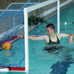 Mecz piłki wodnej: koszykarze Stomilu - piłkarki Stomilu