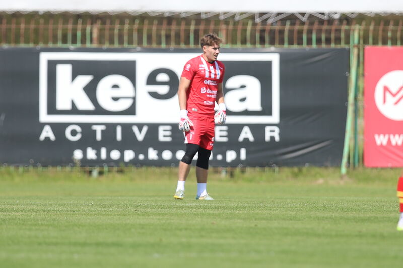 Mateusz Małecki w meczu z Jagiellonią II Białystok. Fot. Łukasz Kozłowski