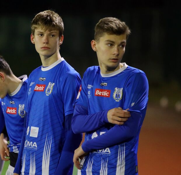 Kacper Mościbrocki i Michał Romanek na testach w Stomilu. Fot. Łukasz Kozłowski