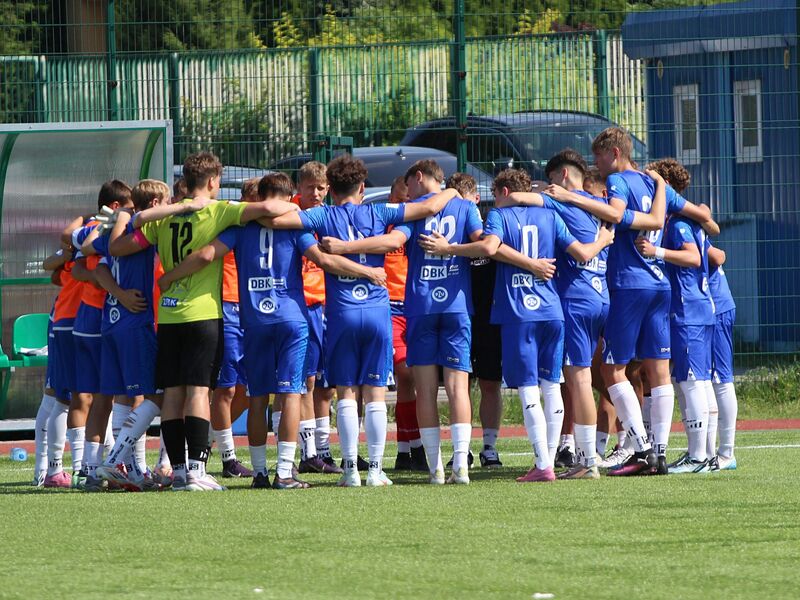 Juniorzy młodsi: Stomil 1:3 Escola Varsovia w CLJ U-17 / fot. Małgorzata Skutnik