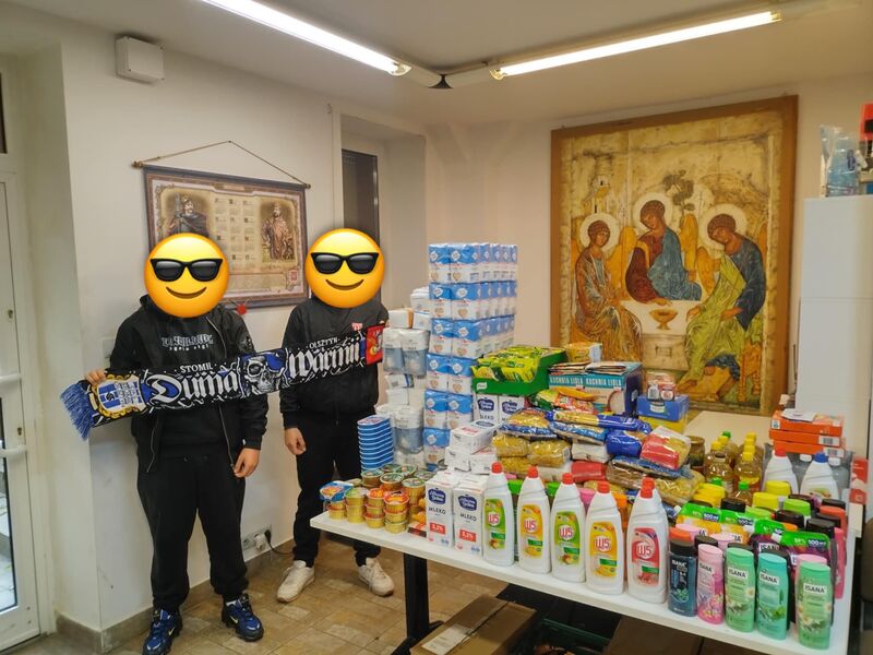 Stomilowcy przekazali dary Fundacji Pomoc Patrioty
