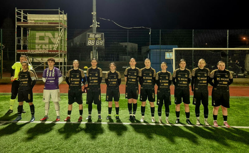 Piłkarki Stomilu Olsztyn tylko zremisowały przed własną publicznością z Zamłyniem Radom. Fot. AS Stomil Olsztyn