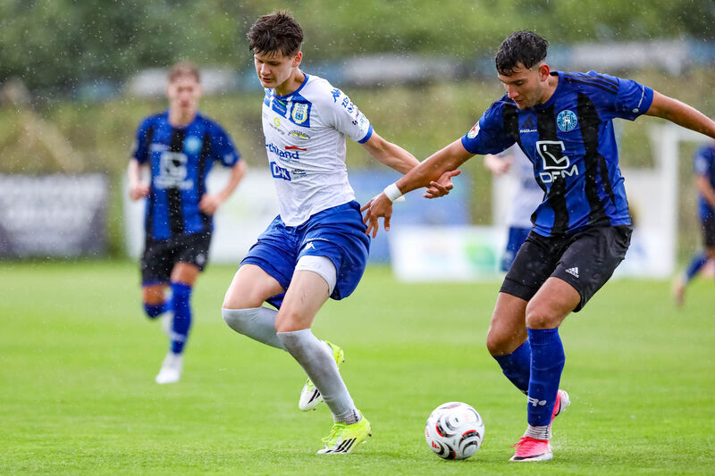 Statystyki z meczu Stomil Olsztyn - DKS Dobre Miasto 4:0