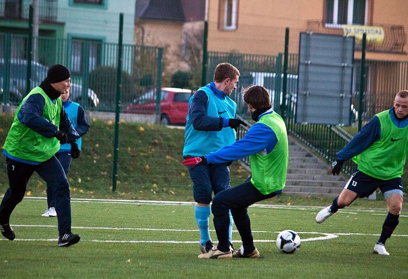 W sobotę zamiast sparingu piłkarze Stomilu zagrają gierkę wewnętrzną, fot. Artur Szczepański