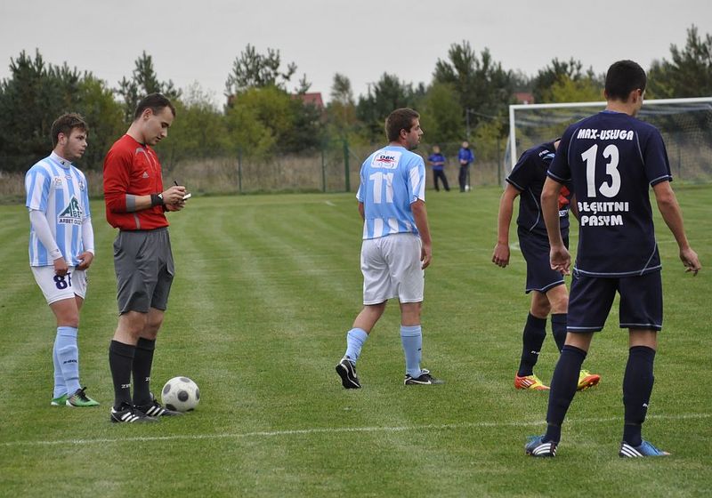 Piłkarze Stomilu II Olsztyn bezbramkowo zremisowali z Błękitnymi Pasym, fot. Emil Marecki