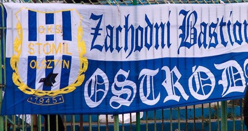Flaga FC Ostródy, fot. Artur Szczepański