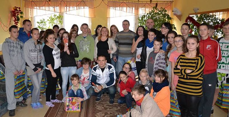 Stomilowcy odwiedzili dom dla dzieci i młodzieży „Promyk” w Morągu, fot. stomil.olsztyn.pl