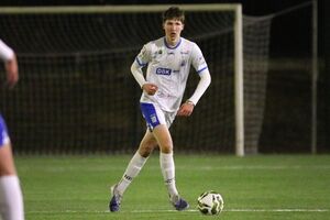 Mateusz Osmolik na treningu Stomilu